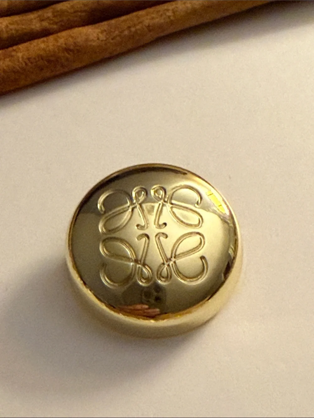 Gold Decorative Round Brooch Accent - Women Accessories